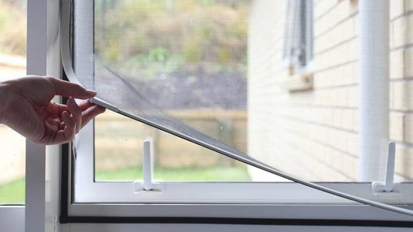 Trebate li mrežu protiv komaraca i kako je pravilno odabrati